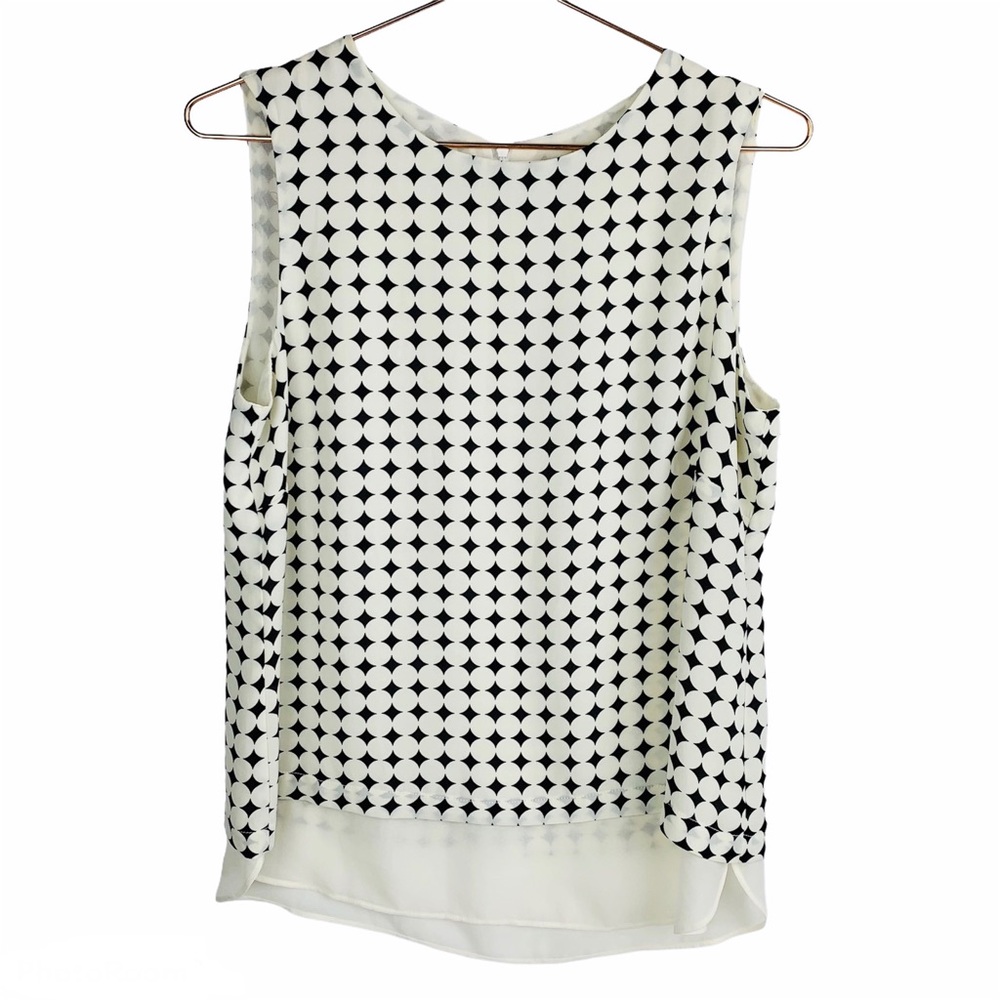 Rose + Olive Geometric‎ Dot Sleeveless Blouse